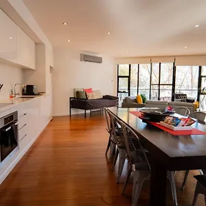 Large Executive 3 Bedroom Apartment
