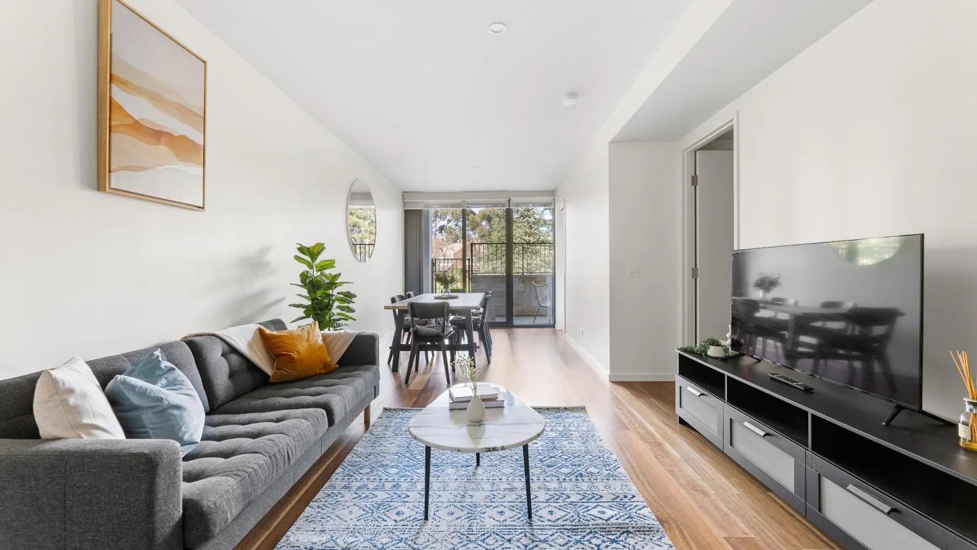 Founders Lane Apartments By Urban Rest Canberra